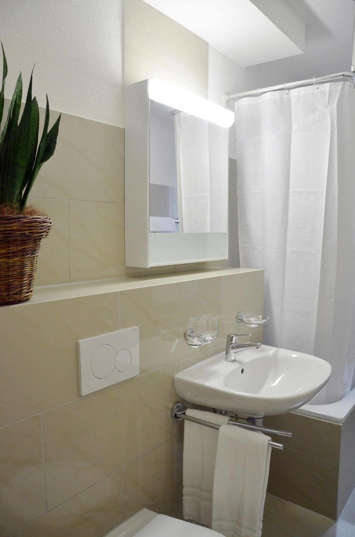 Rent A Home Landskronstrasse - Self Check-In Βασιλεία Εξωτερικό φωτογραφία